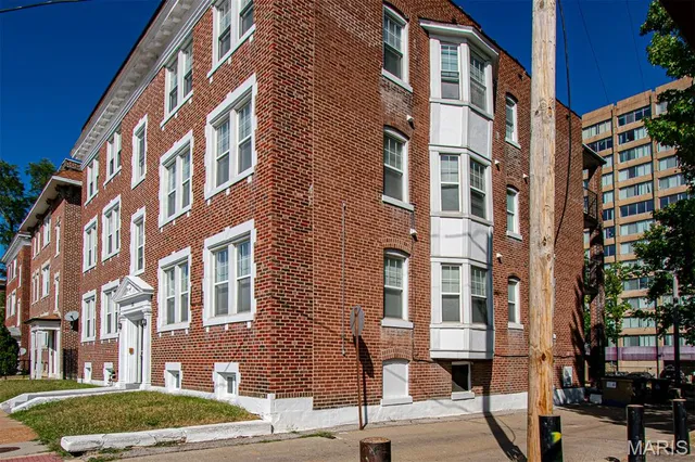 $1,699,000 | 710 Leland Avenue, University City, MO 63130