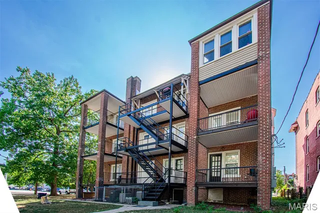 $1,699,000 | 710 Leland Avenue, University City, MO 63130