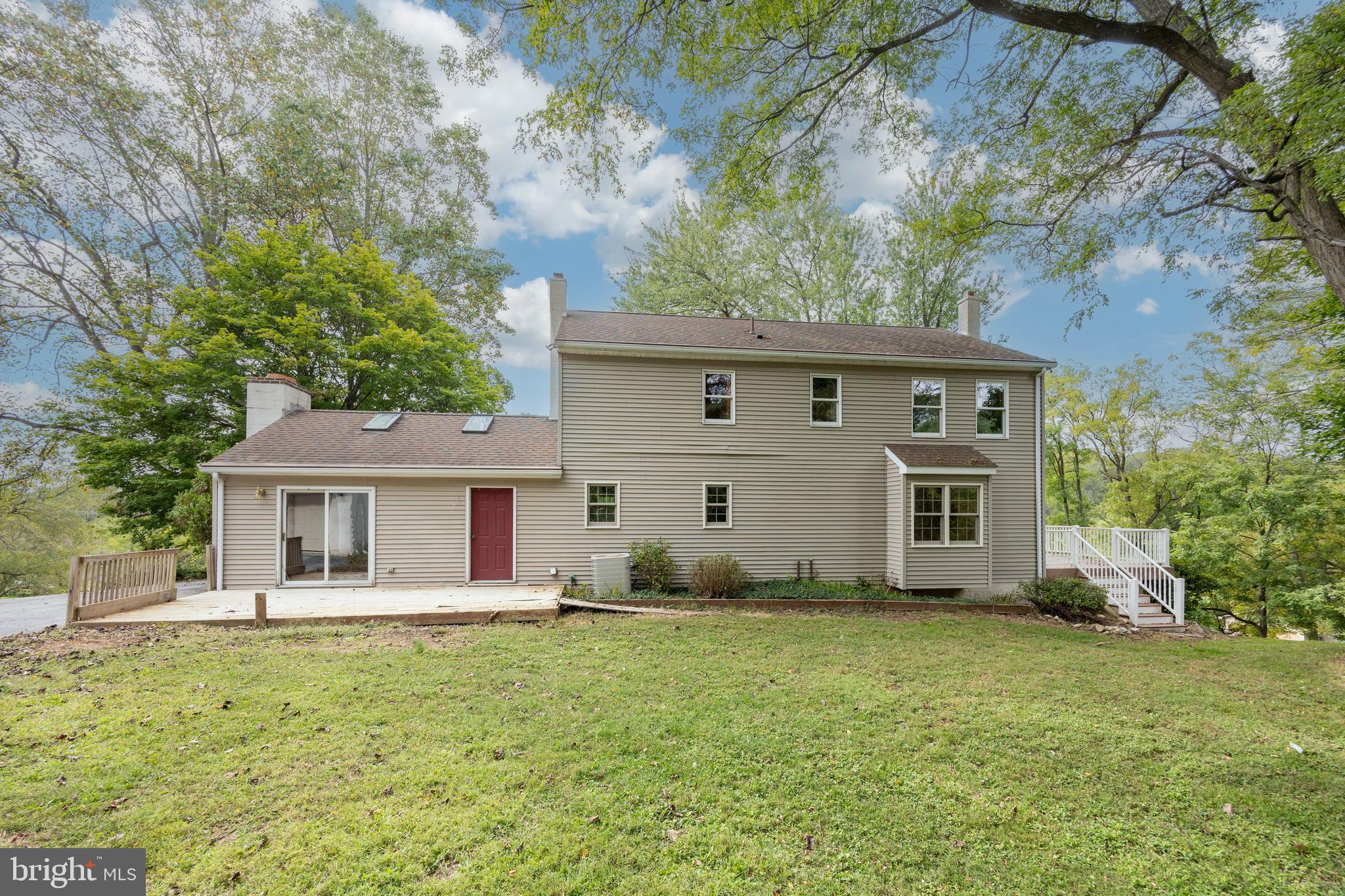 570 Font Road Downingtown, PA 19335 - Photo 6 of 52