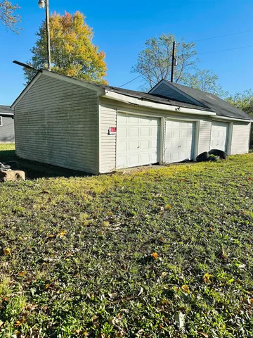 $254,900 | 1062 North Mill Street, New Castle, IN 47362