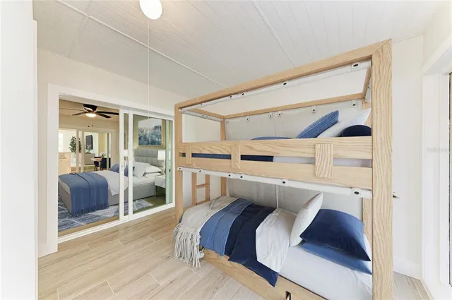 $725,000 | 101 73rd Street, Unit 3, Holmes Beach, FL 34217