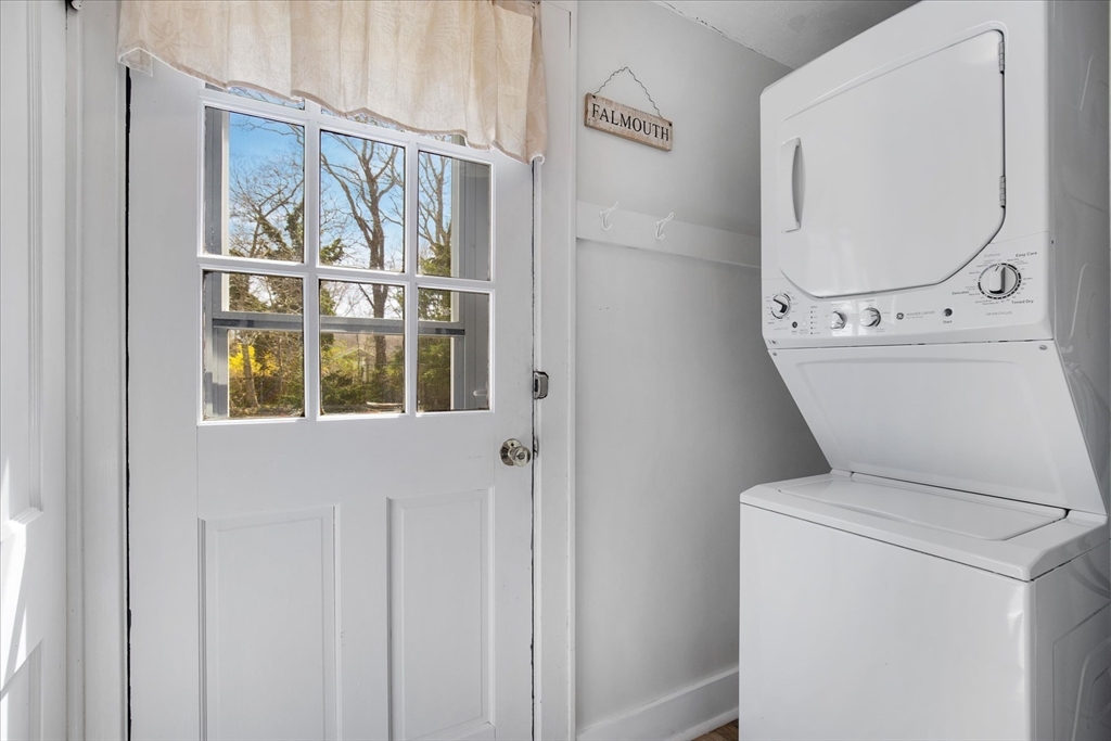 69 Jericho Path Falmouth, MA 02540 - Photo 24 of 42 a bathroom with a toilet and a sink