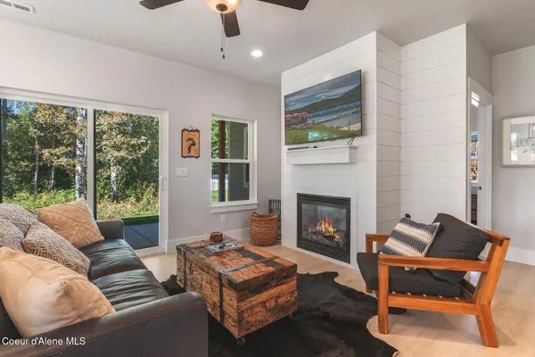 $698,000 | 52 Peggy's Court, Dover, ID 83825