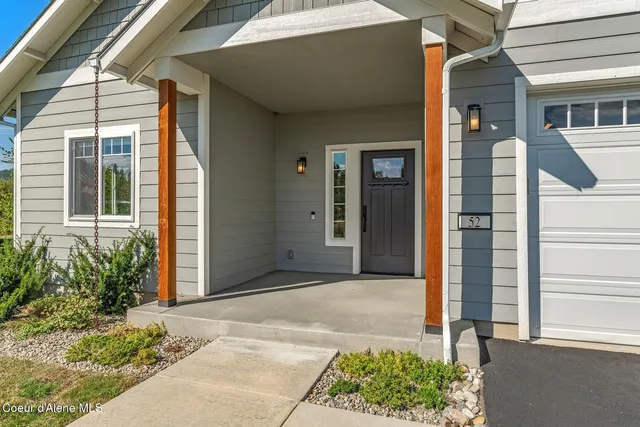 $698,000 | 52 Peggy's Court, Dover, ID 83825