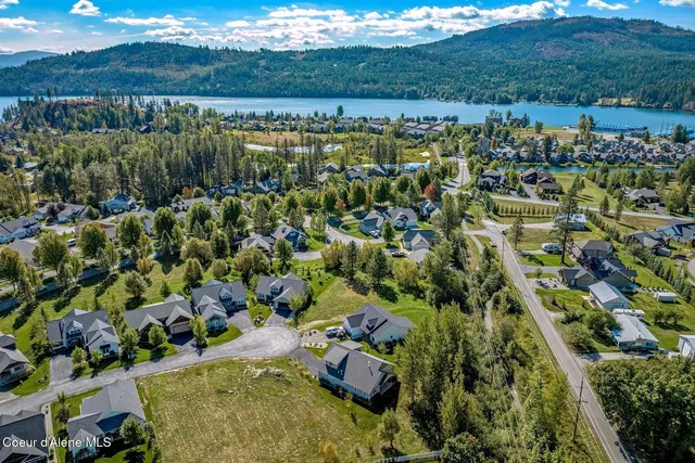 $698,000 | 52 Peggy's Court, Dover, ID 83825