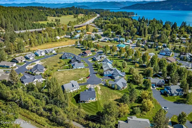 $698,000 | 52 Peggy's Court, Dover, ID 83825