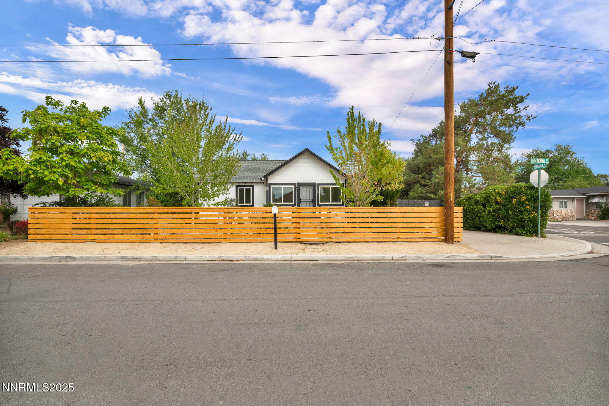1281 East 10th Street Reno, NV 89512 - Photo 2 of 33 8-web-or-mls-1281-e-10th-st