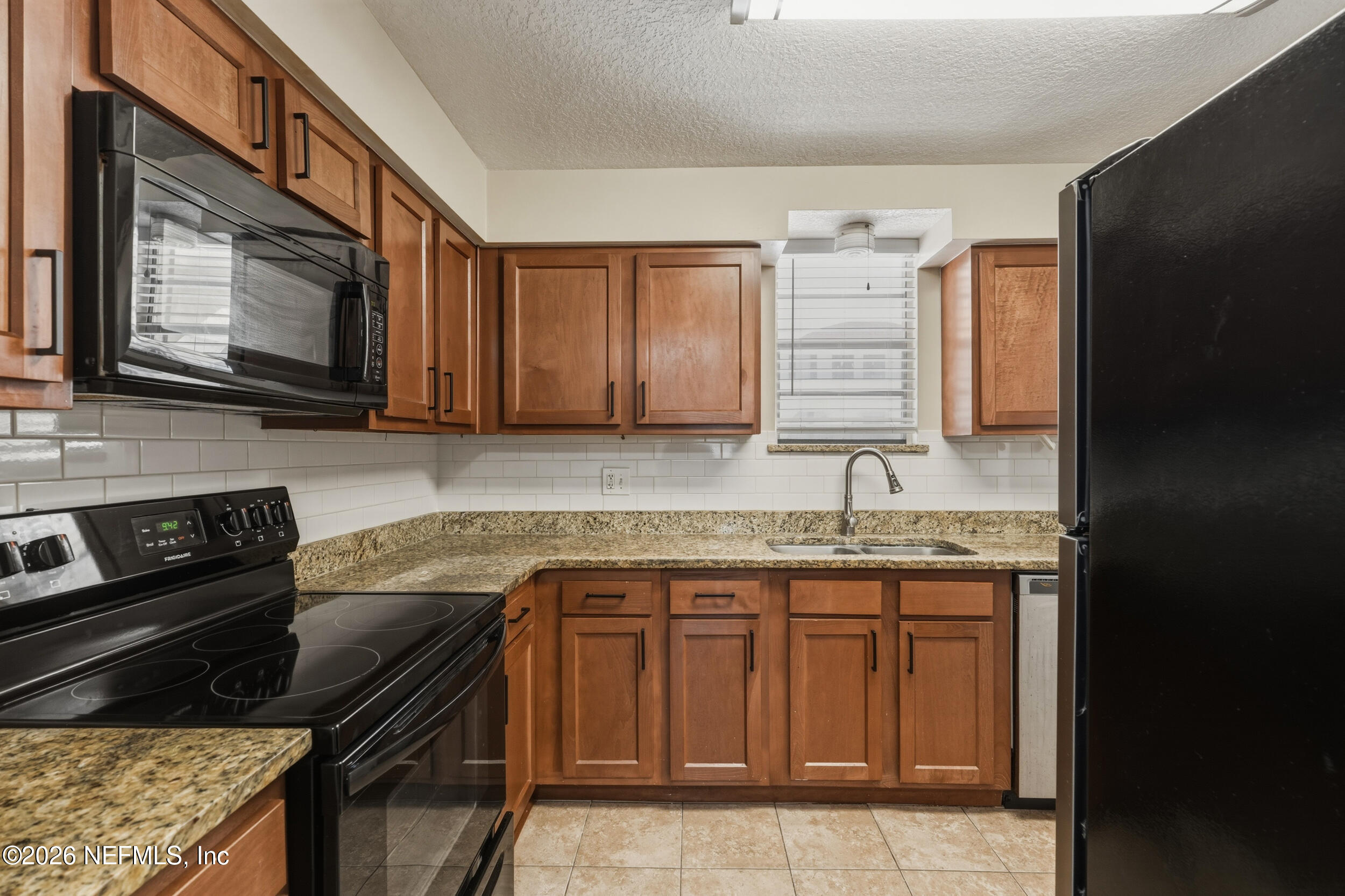 1757 El Camino Road, Unit 4 Jacksonville, FL 32216 - Photo 3 of 26 3_lens2listing-8