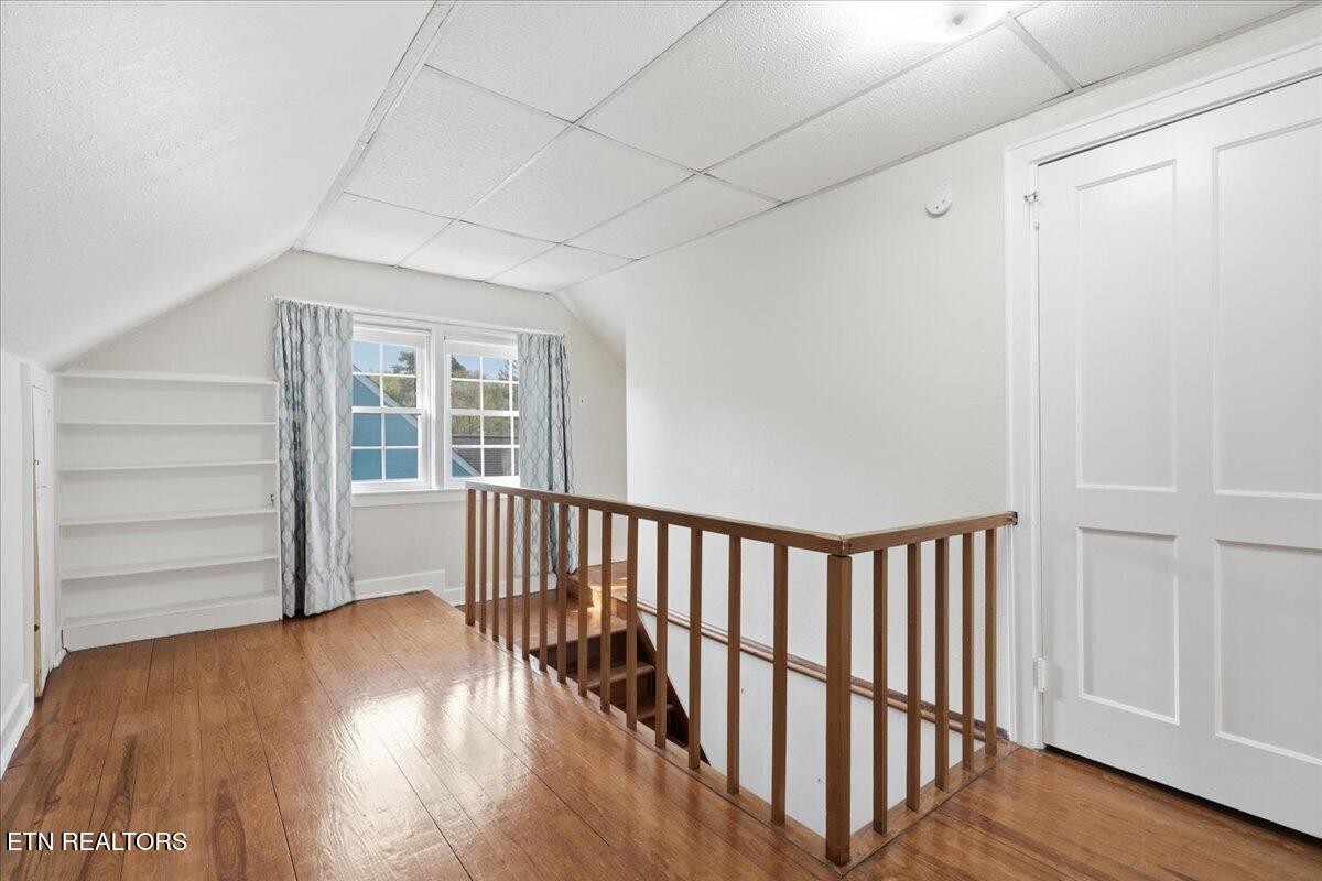 2445 Kennington Road Knoxville, TN 37917 - Photo 22 of 36