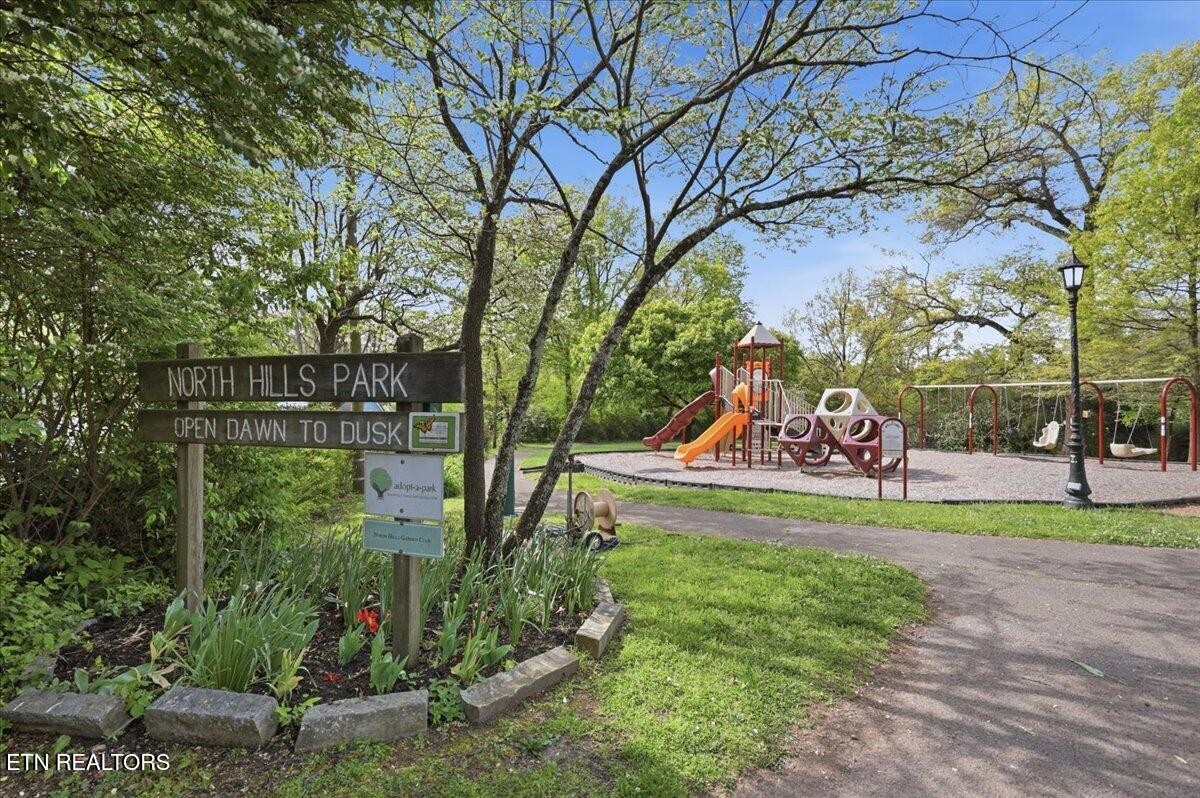 2445 Kennington Road Knoxville, TN 37917 - Photo 6 of 36