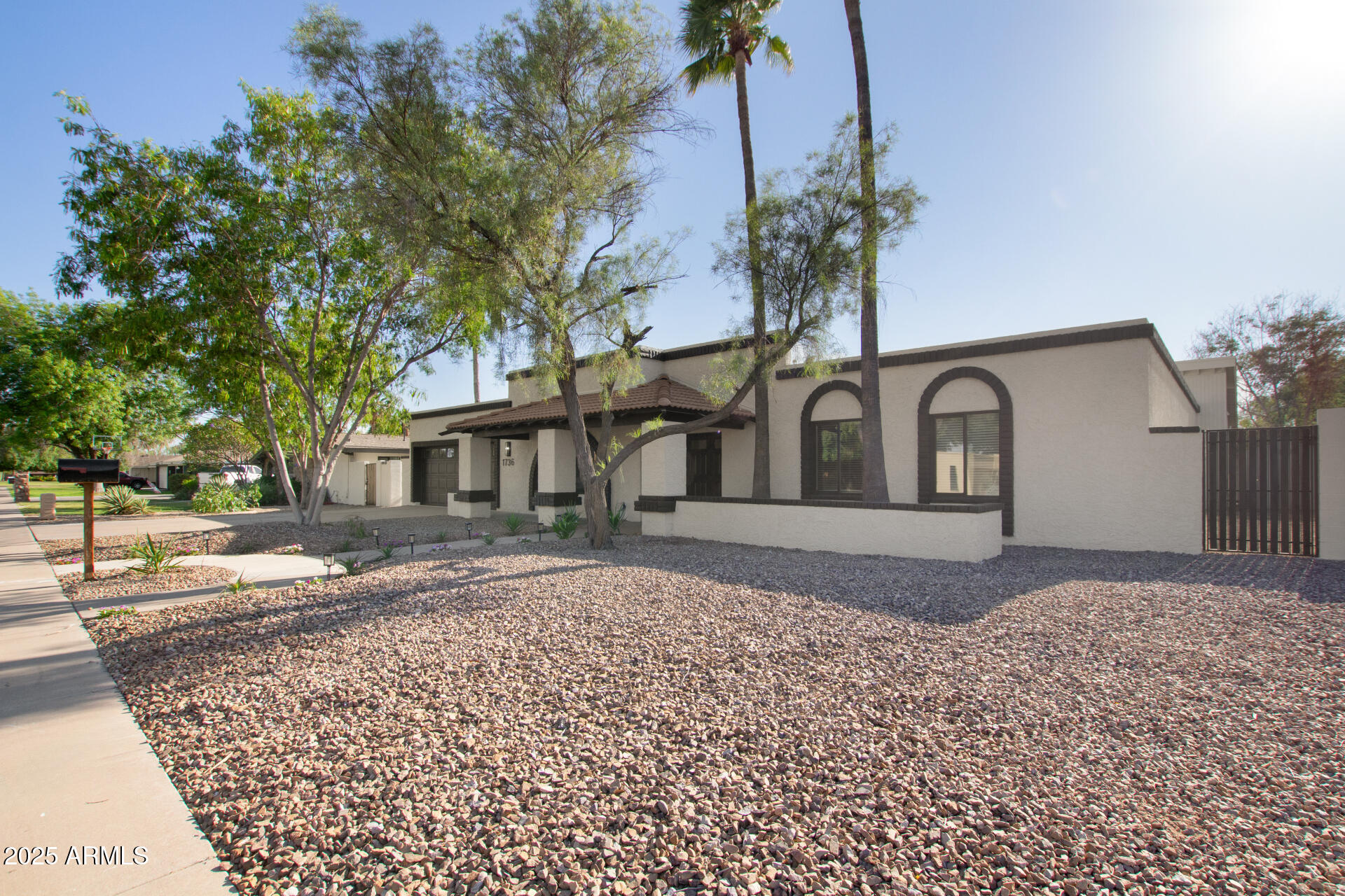 1736 North Ashbrook Circle Mesa, AZ 85213 - Photo 9 of 72 03 Ashbrook