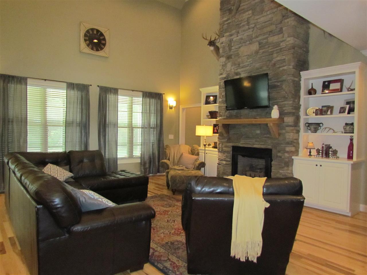 414 Copper Creek Circle Inman, SC 29349 - Photo 3 of 25