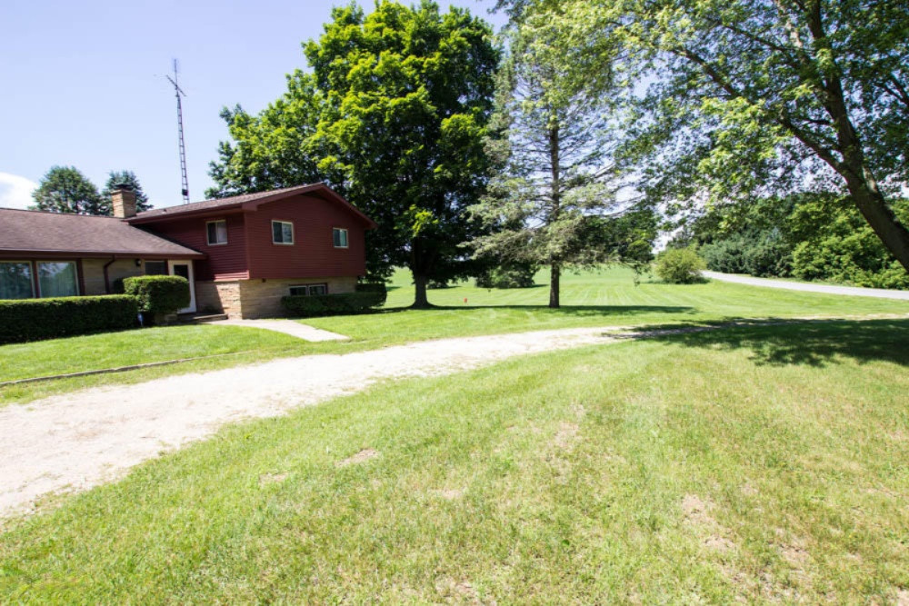 9040 Danneffel Road Watervliet, MI 49098 - Photo 38 of 51 IMG_4778