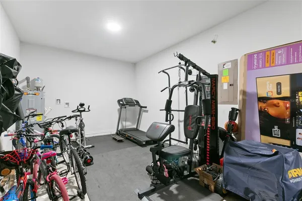 $3,905 | 16044 Sonoma Grove Circle, Tampa, FL 33647