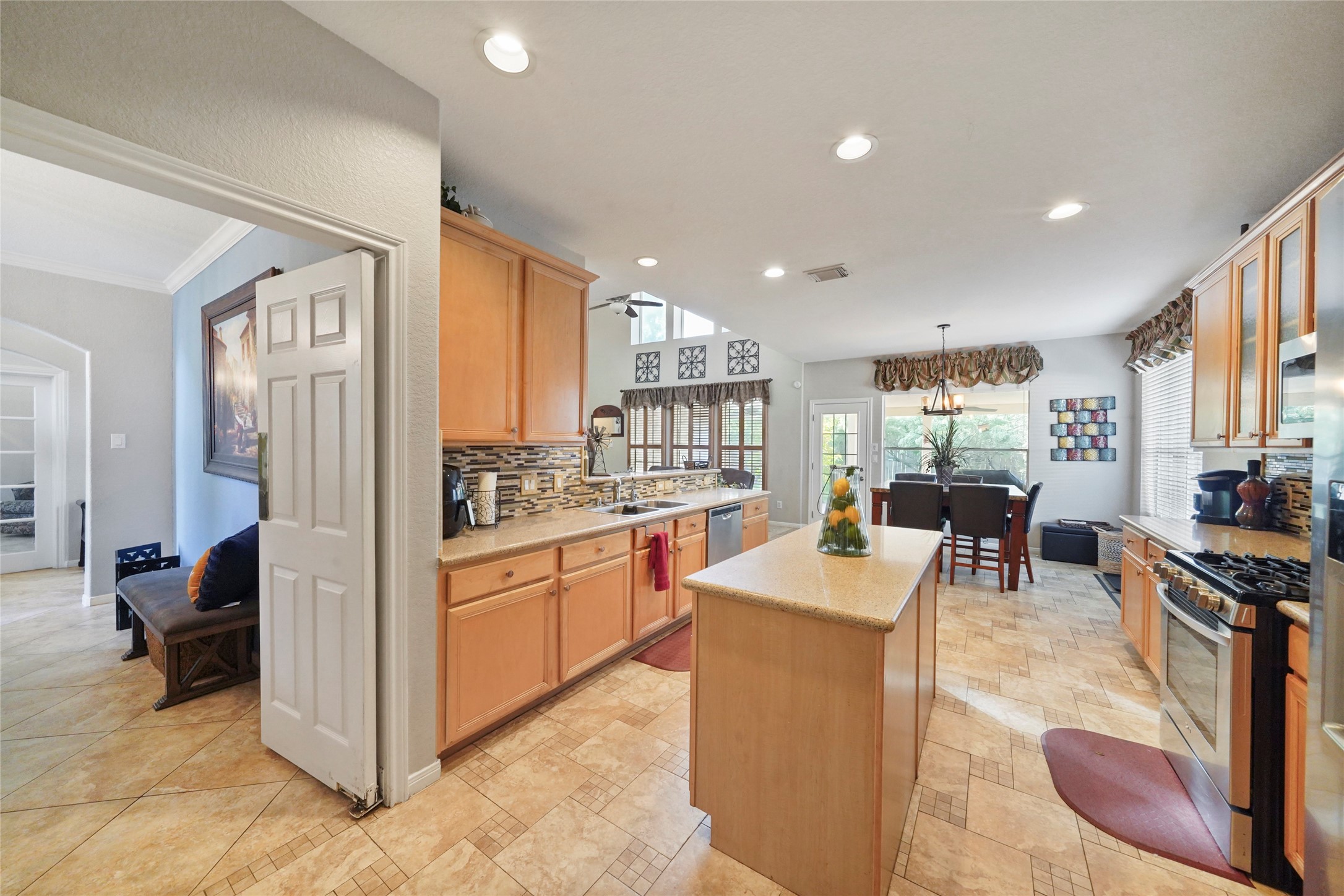 6027 Stone Trail Lane Spring, TX 77379 - Photo 7 of 31