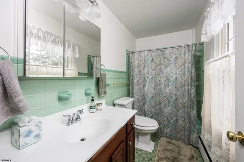 $1,599,900 | 3065 North Route 9, Ocean View, NJ 08230