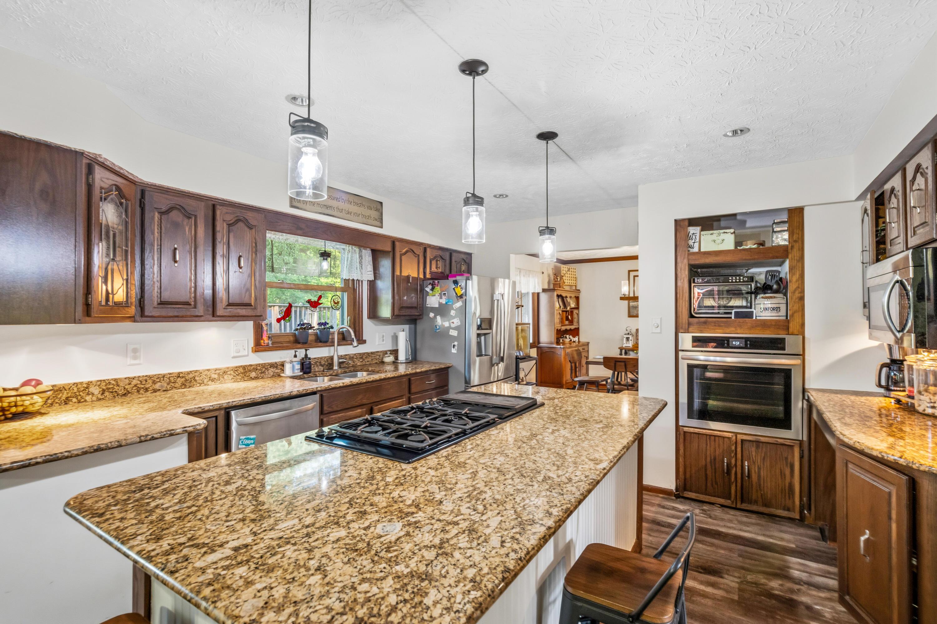 676 Amity Road Galloway, OH 43119 - Photo 11 of 45 AF1A1388