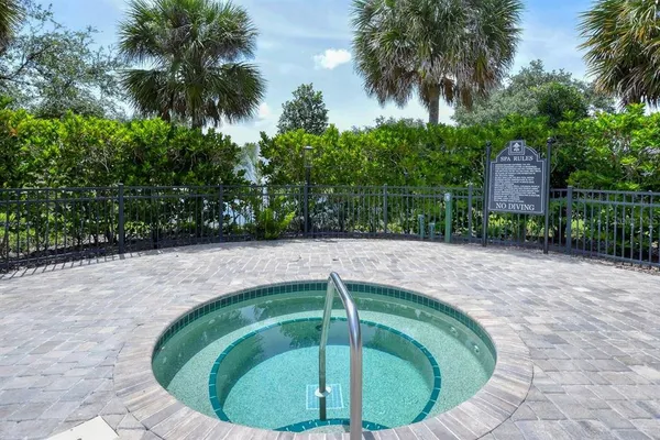 $595,000 | 7423 Sea Island Lane, Bradenton, FL 34201