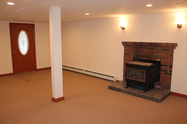 14 Carleton Road Leicester, MA 01542 - Photo 10 of 23 Gallery Image 10