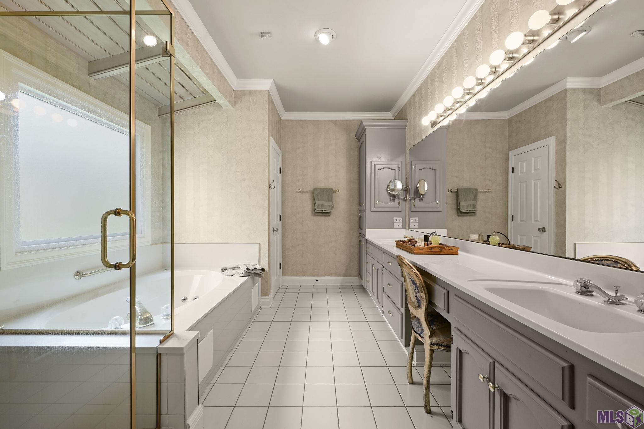 14513 Cottage Oak Avenue Baton Rouge, LA 70810 - Photo 37 of 54 PRIMARY SUITE