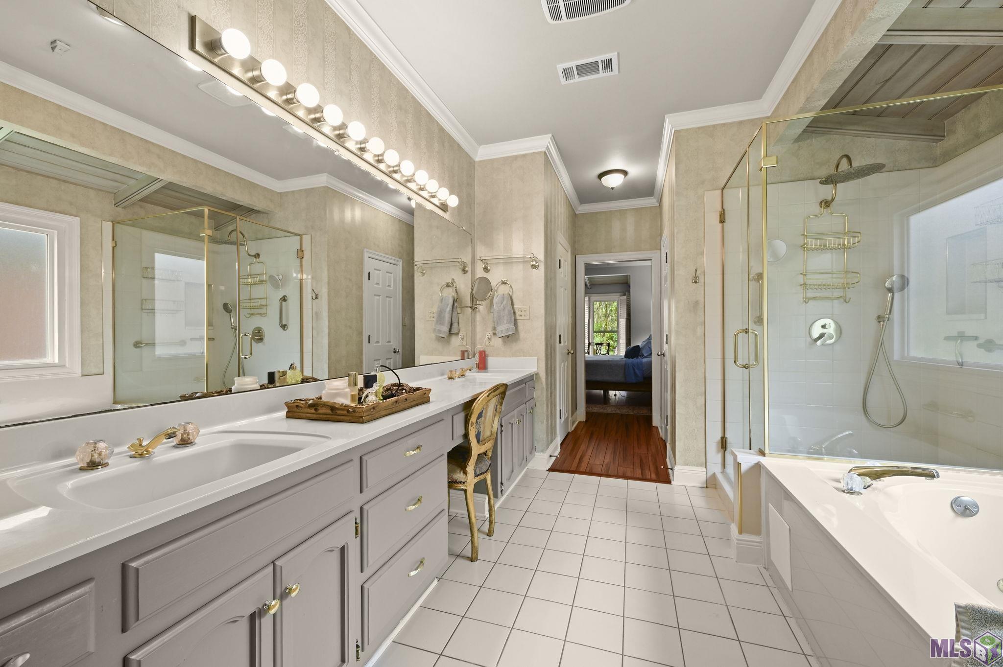 14513 Cottage Oak Avenue Baton Rouge, LA 70810 - Photo 38 of 54 PRIMARY SUITE