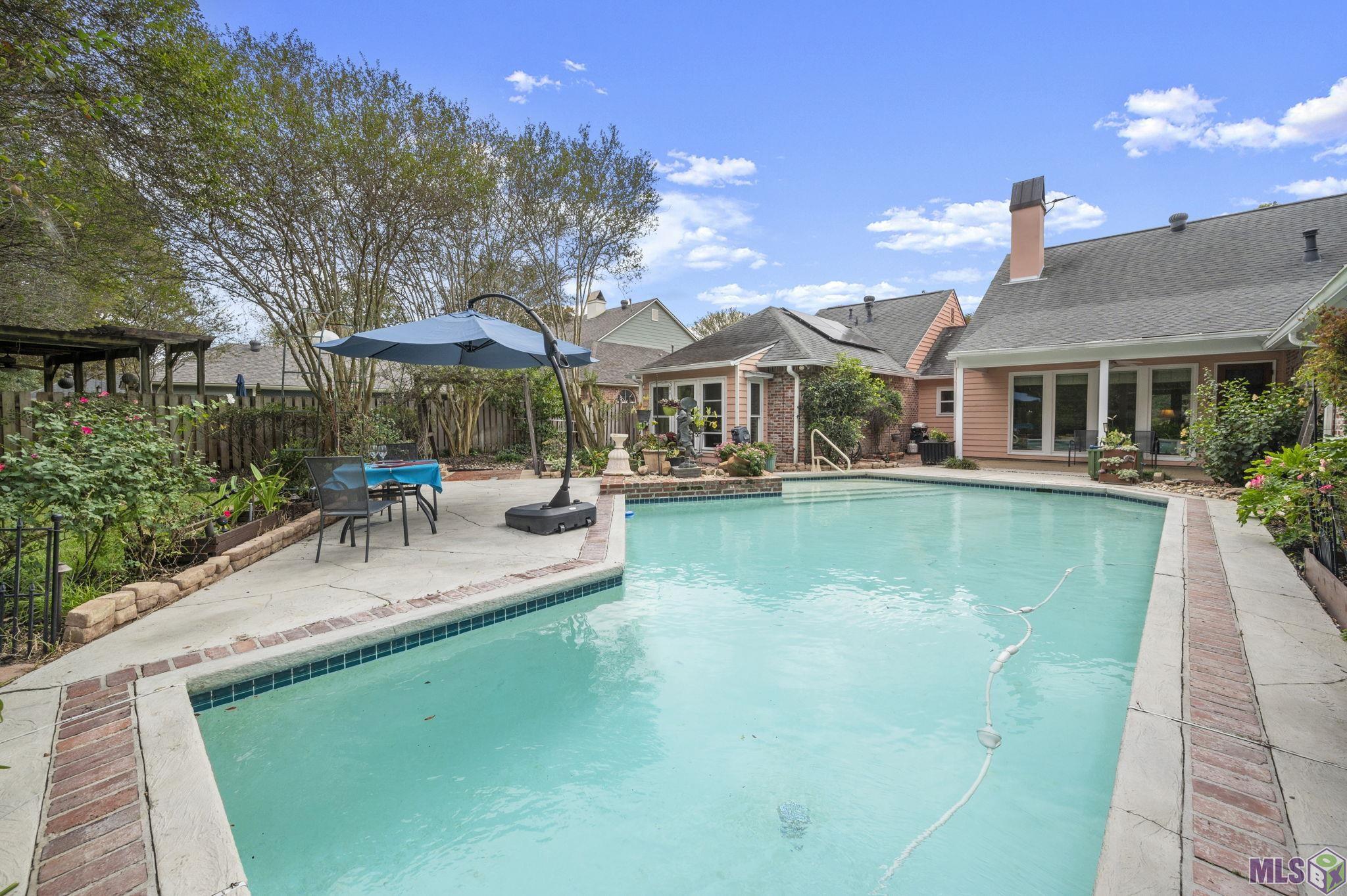 14513 Cottage Oak Avenue Baton Rouge, LA 70810 - Photo 48 of 54 POOL WITH COOL DECKING