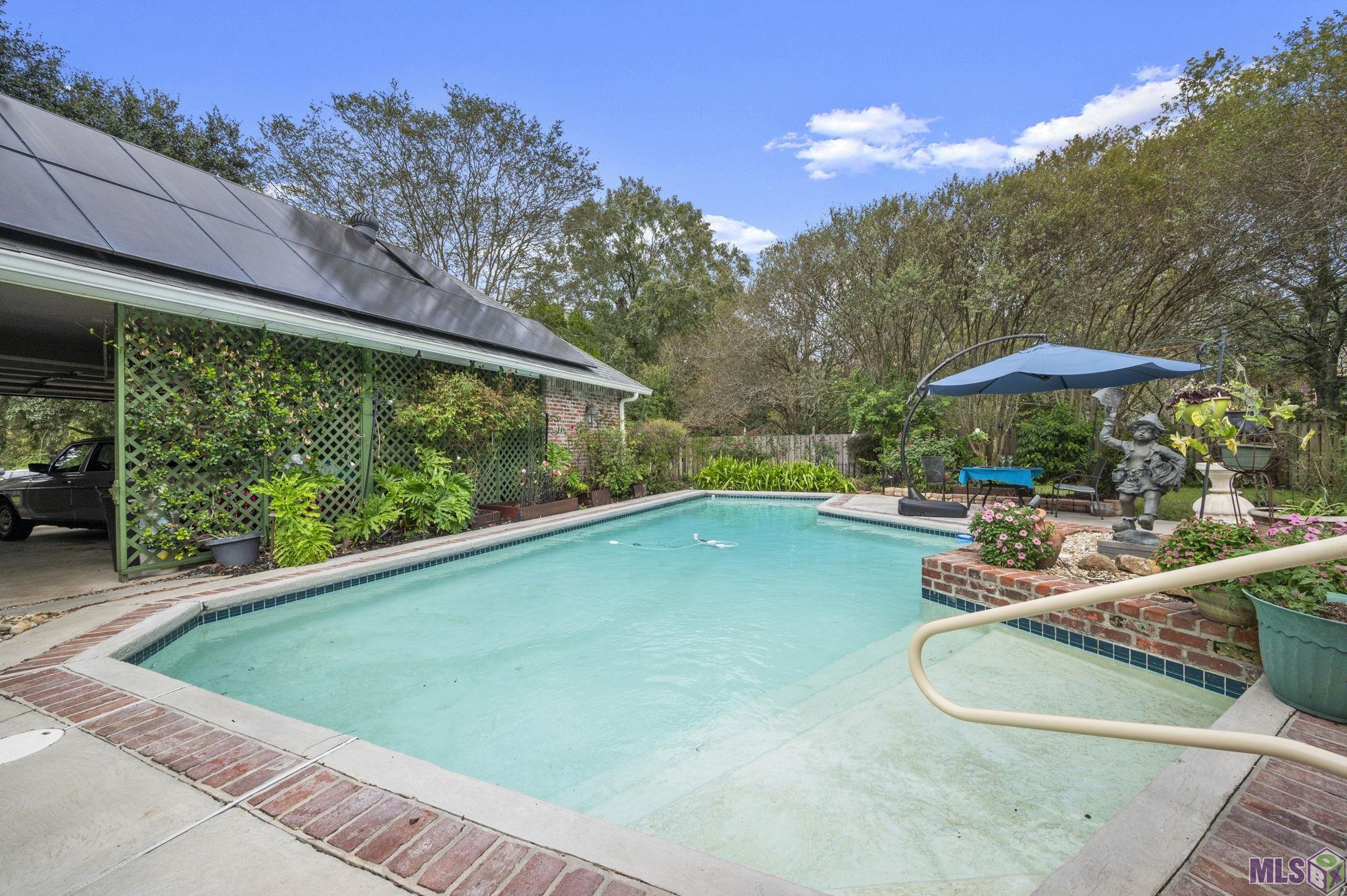 14513 Cottage Oak Avenue Baton Rouge, LA 70810 - Photo 49 of 54 POOL AND COOL DECKING