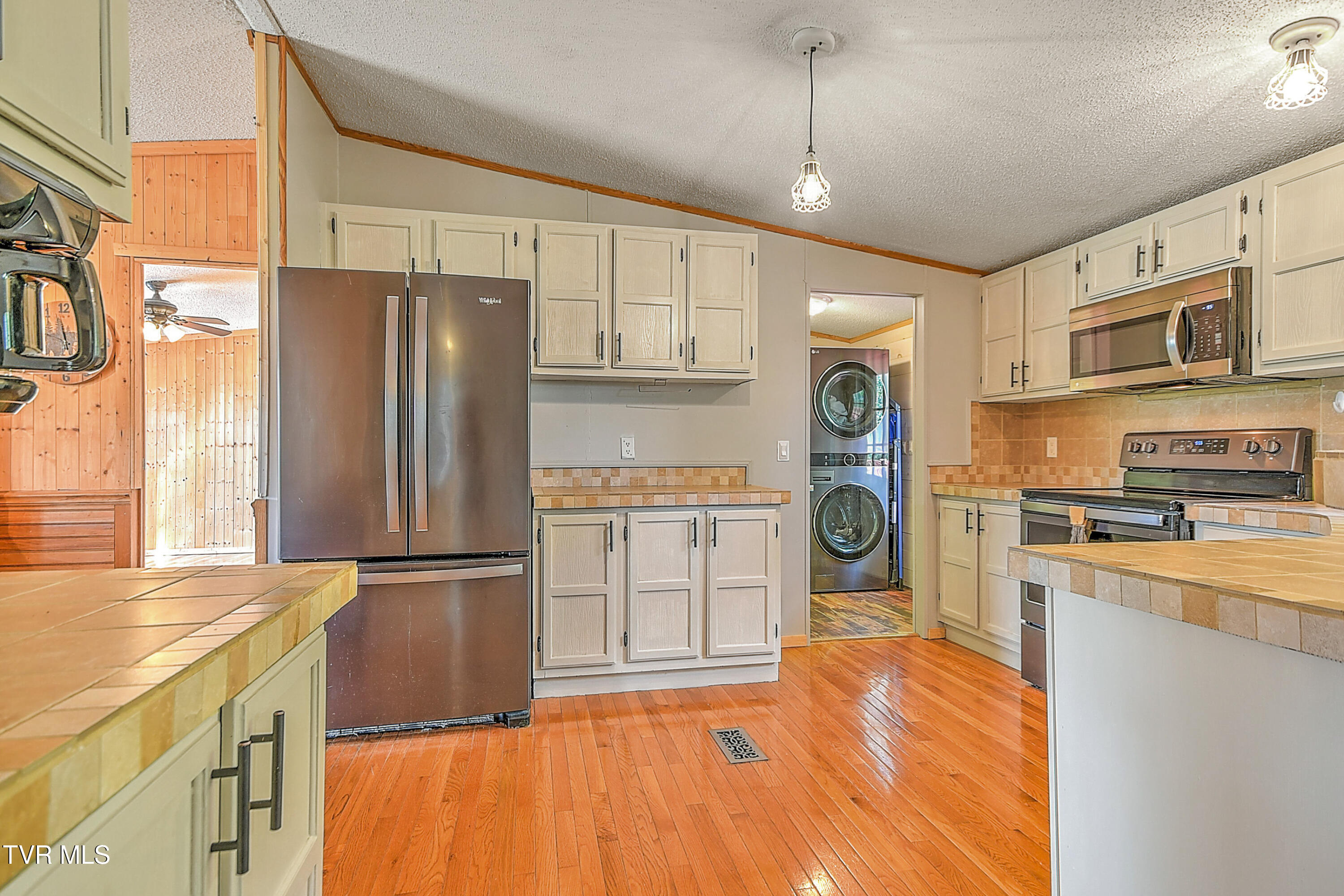 17548 Havens Rest Road Abingdon, VA 24210 - Photo 18 of 44 17548 Havens JR-19