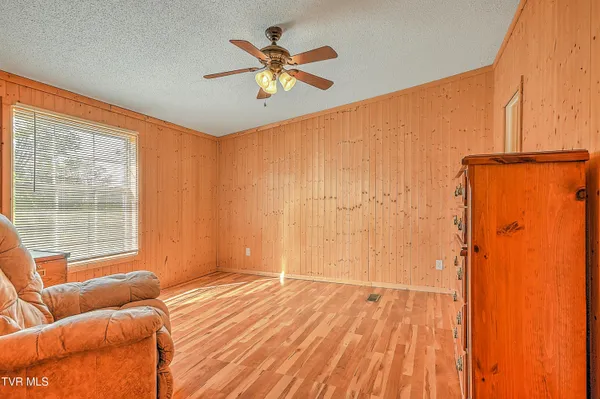 $215,000 | 17548 Havens Rest Road, Abingdon, VA 24210