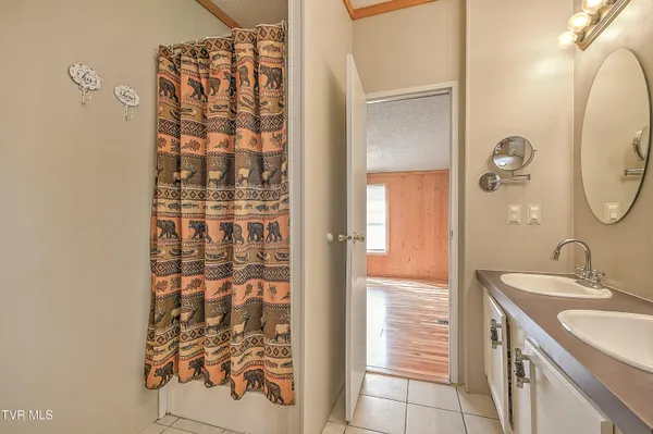 $215,000 | 17548 Havens Rest Road, Abingdon, VA 24210