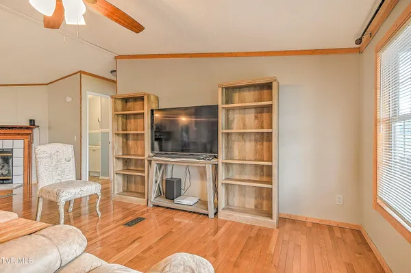 $215,000 | 17548 Havens Rest Road, Abingdon, VA 24210