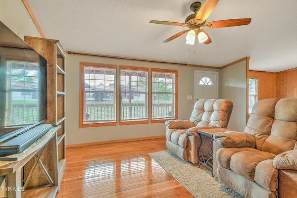 $215,000 | 17548 Havens Rest Road, Abingdon, VA 24210