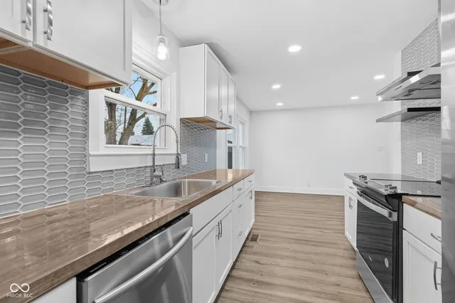 $339,000 | 4705 Allisonville Road, Indianapolis, IN 46205