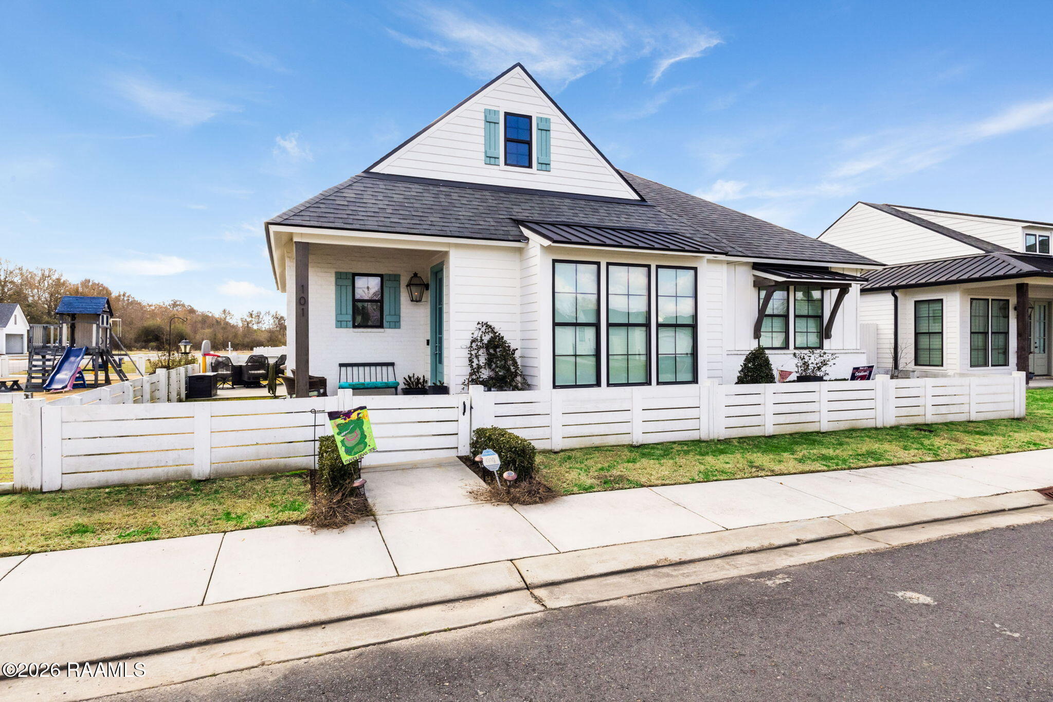 101 Tea Rose Broussard, LA 70518 - Photo 1 of 28 1-web-or-mls-101 Tea Rose Dr-24