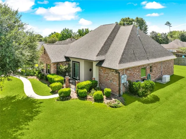 $449,500 | 424 Dockside Drive, Slidell, LA 70461