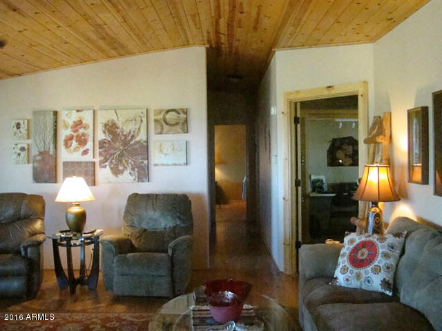 6324 Deer Run Road Show Low, AZ 85901 - Photo 6 of 36 006_Living Room