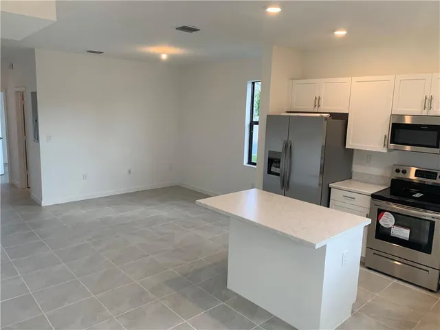 $2,500 | 28730 Southwest 132nd Court, Homestead, FL 33033