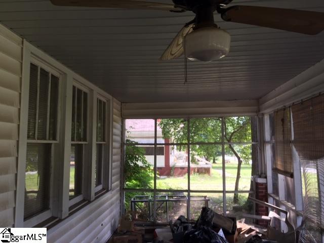 517 Musgrove Street Clinton, SC 29325 - Photo 4 of 34 Gallery Image 4