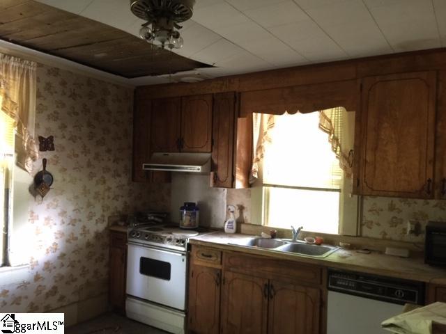 517 Musgrove Street Clinton, SC 29325 - Photo 10 of 34 Gallery Image 10