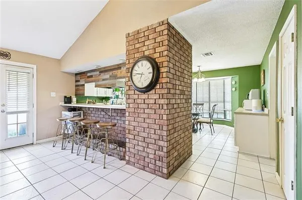 $220,000 | 2201 Bobolink Drive, St. Bernard, LA 70085