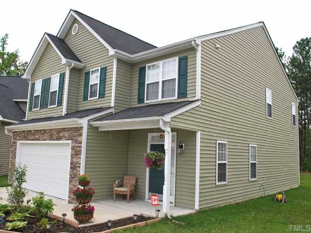 Largest Cul-De-Sac Lot in Neighborhood!