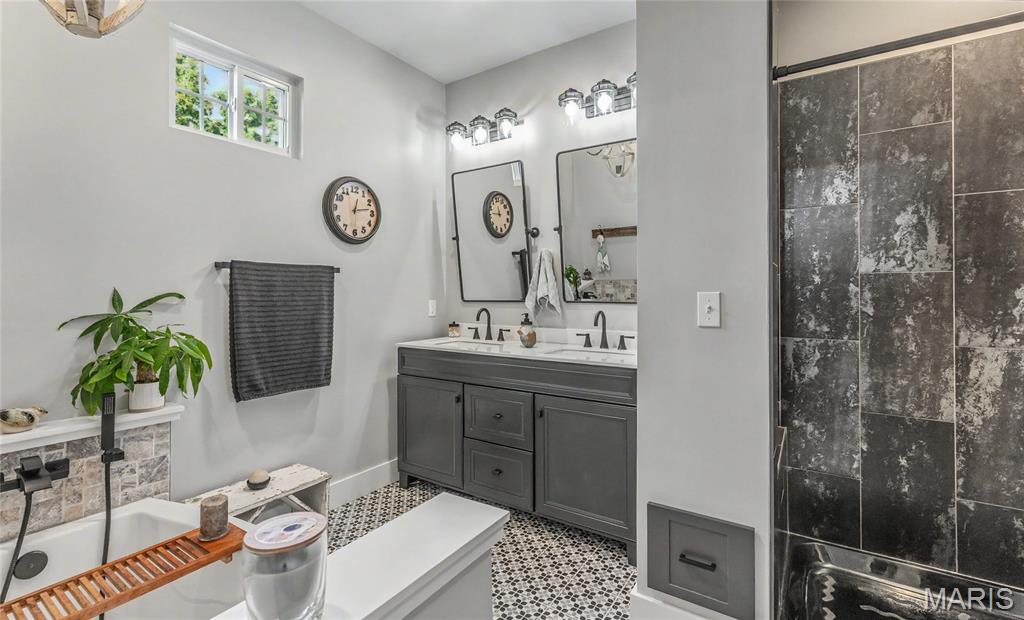 266 Grand Oaks Road Sullivan, MO 63080 - Photo 17 of 98 Gallery Image 17