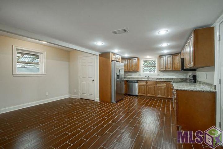 15210 Tiger Bend Road Baton Rouge, LA 70817 - Photo 7 of 23 Gallery Image 7