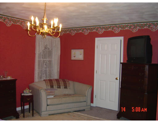 24 Tersolo Road Haverhill, MA 01832 - Photo 12 of 13 Gallery Image 12