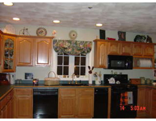 24 Tersolo Road Haverhill, MA 01832 - Photo 3 of 13 Gallery Image 3