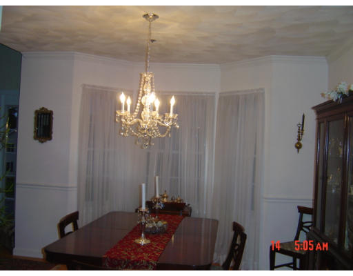 24 Tersolo Road Haverhill, MA 01832 - Photo 7 of 13 Gallery Image 7