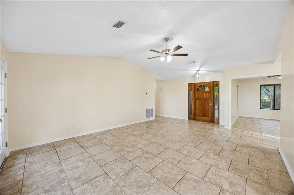 228 London Hill Road Woodbine, GA 31569 - Photo 11 of 52 Photo 11