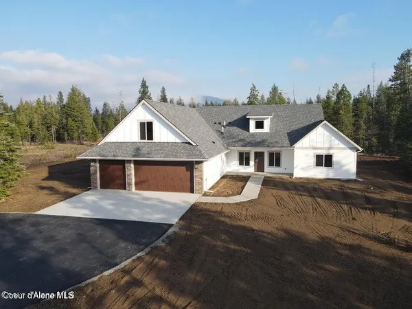 $1,345,800 | 1 North St Rathdrum Id 83858 Lt 3 Blk 1, Rathdrum, ID 83858