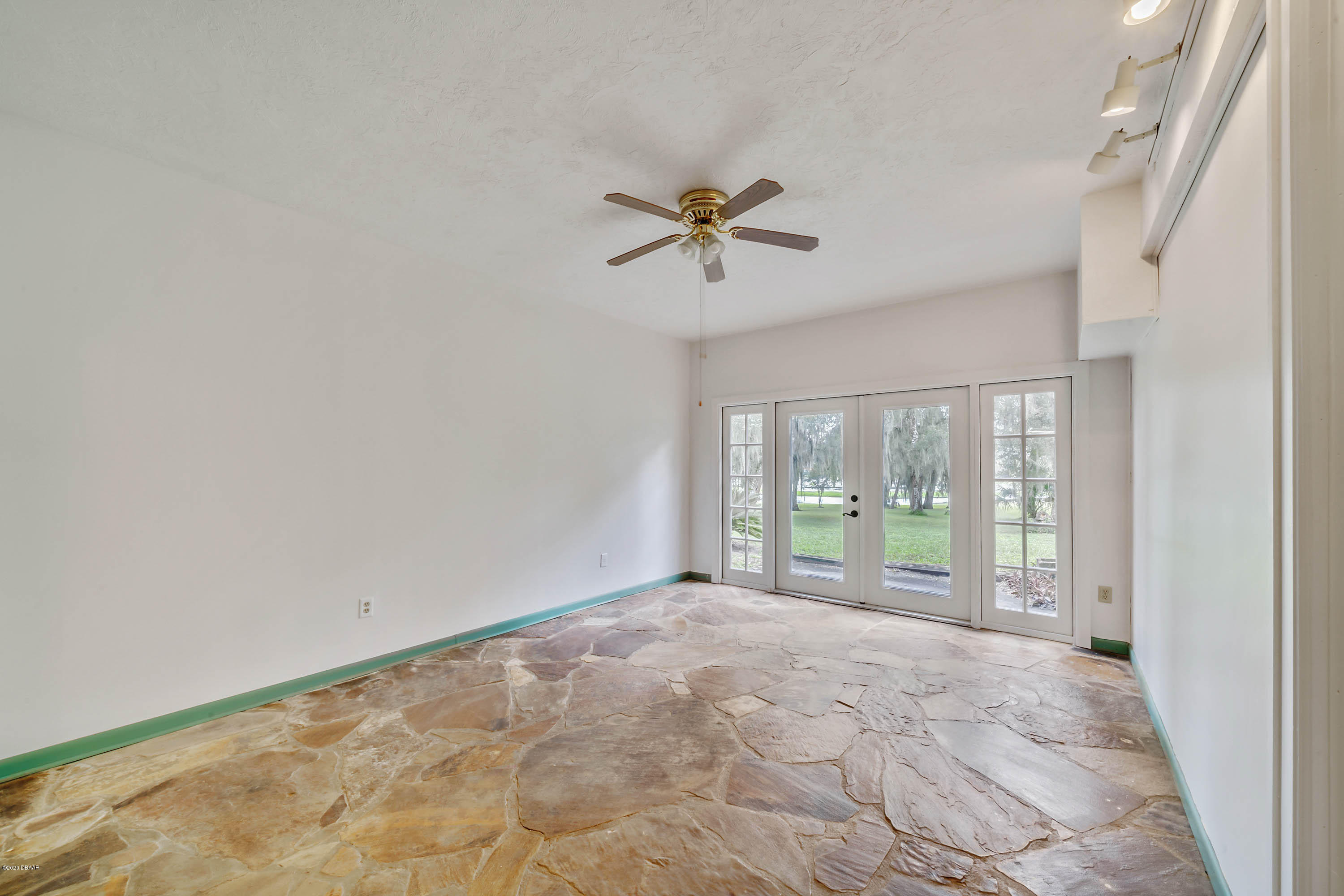 230 Van Hook Road DeLand, FL 32724 - Photo 23 of 34 230-van-hook-road--deland--fl-32724---27