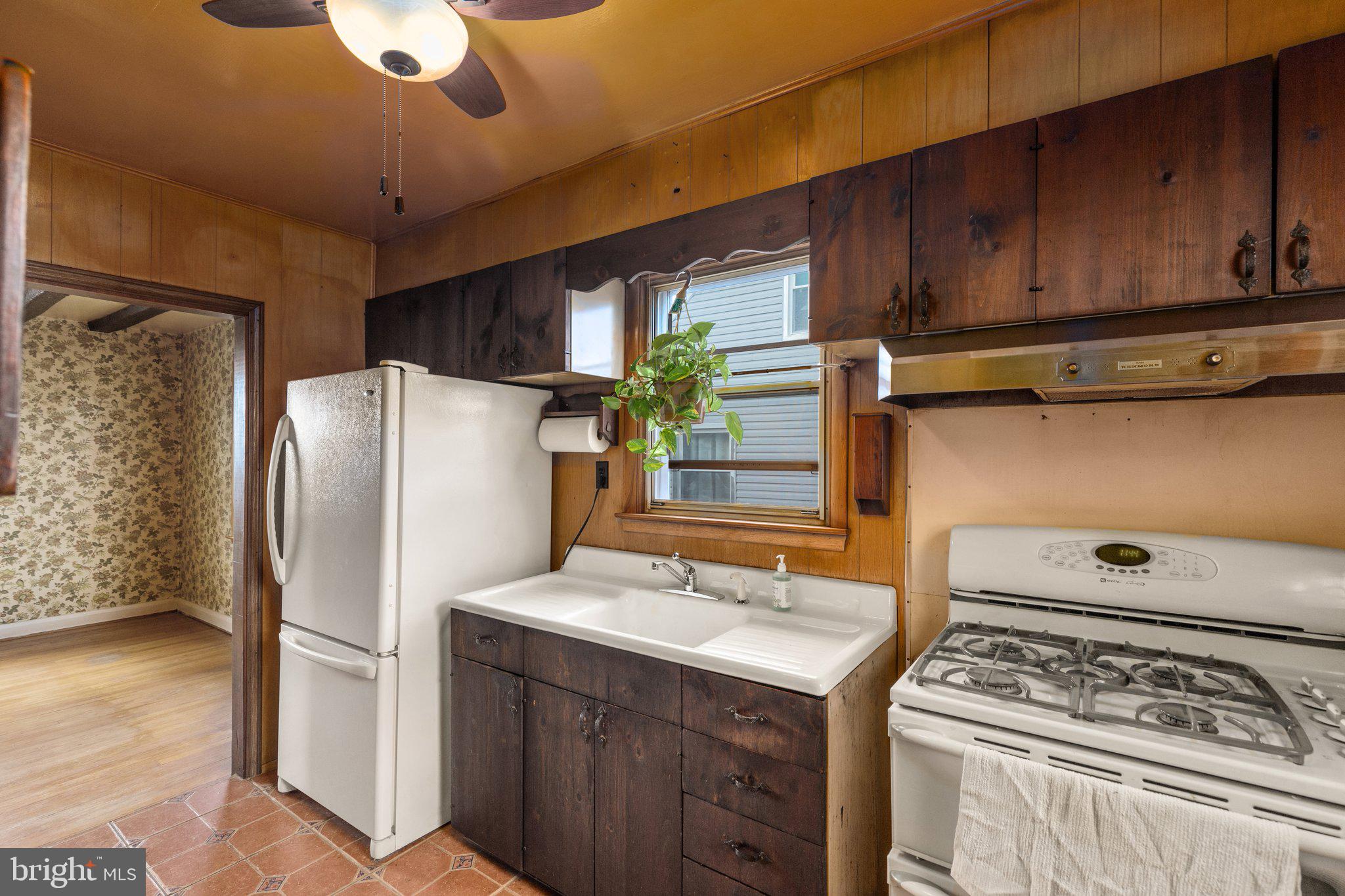 1711 Rita Road Dundalk, MD 21222 - Photo 26 of 33 Kitchen